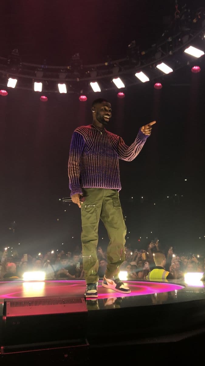 Santan Dave performing live